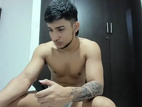 Snapshot of shelbyhot24 chatting on 09/11/25, 03:50 shelbyhot24 online show from 09/11/25, 03:50