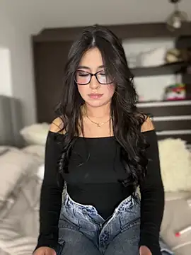 Snapshot of abbyhdk chatting on 09/12/25, 04:34 abbyhdk online show from 09/12/25, 04:34