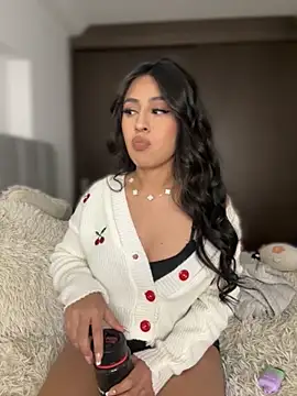 Snapshot of abbyhdk chatting on 10/26/25, 08:15 abbyhdk online show from 10/26/25, 08:15