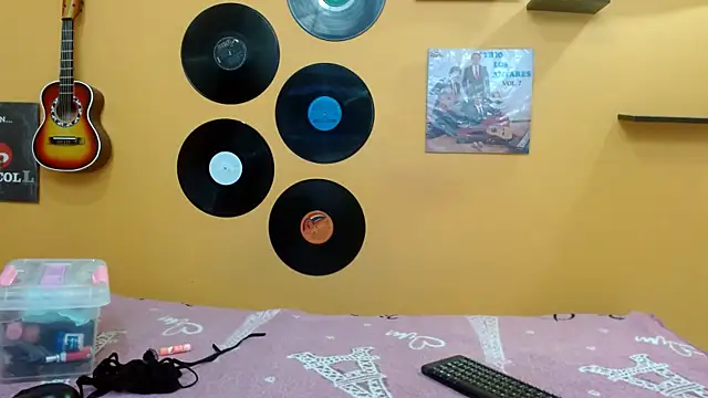 valeria18sexy online show from 10/22/25, 01:00