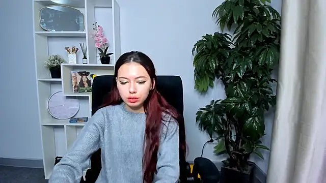 Snapshot of JenniferGlover chatting on 10/30/25, 08:05 JenniferGlover online show from 10/30/25, 08:05