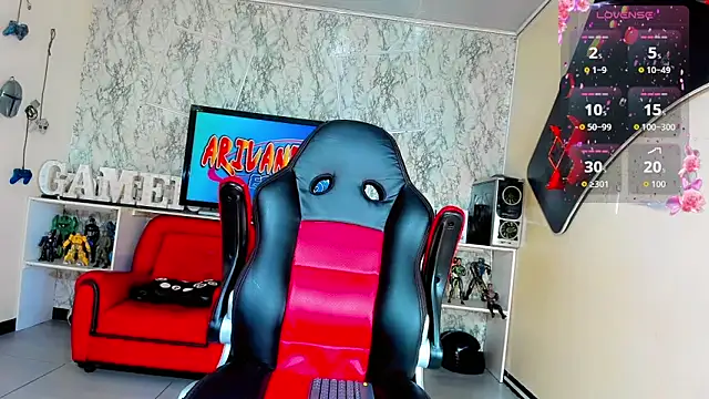 Candy Walker  online show from 10/21/25, 07:25