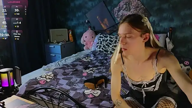 artass2 online show from 10/15/25, 11:32