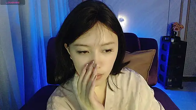 Eoov online show from 09/27/25, 04:23