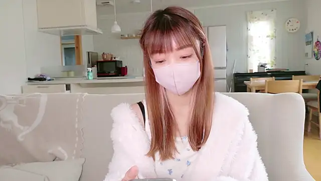 SUZU 1201 online show from 10/20/25, 12:00