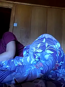 Snapshot of YoungLiisaxx chatting on 09/15/25, 07:30 YoungLiisaxx online show from 09/15/25, 07:30