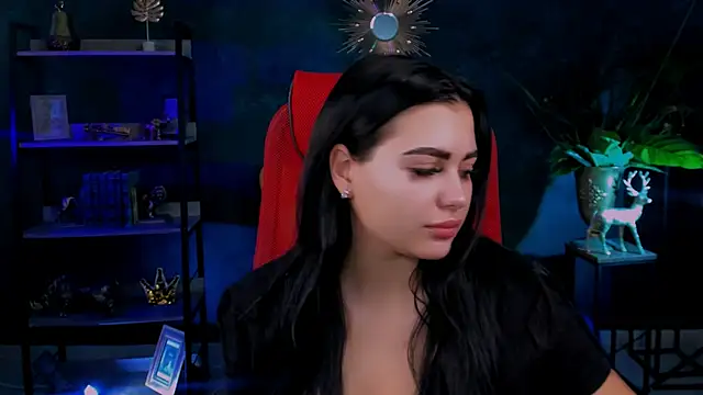 NaomiWilsons online show from 11/21/25, 08:35