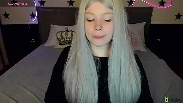 Diana Dream online show from 10/22/25, 07:57