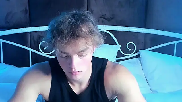 ChaseMuscular online show from 10/08/25, 04:15