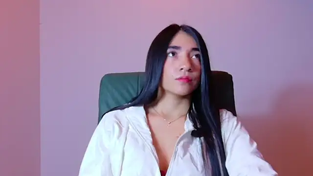 Aurora jones11 online show from 11/17/25, 04:07