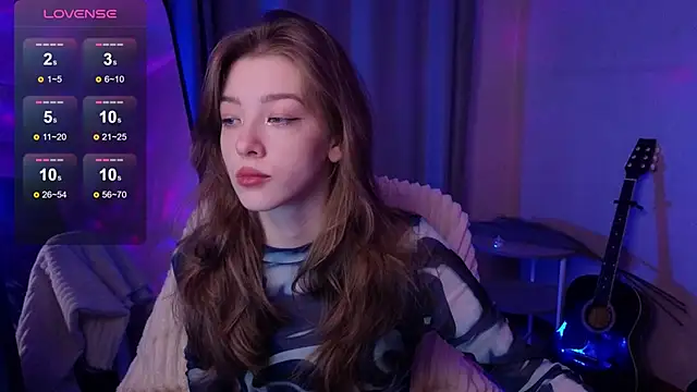 AstraMist online show from 11/05/25, 01:33