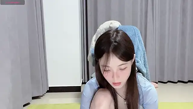 nuonuo321 online show from 10/26/25, 11:49