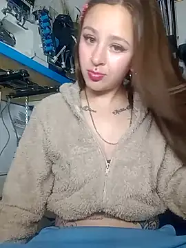 Snapshot of Tatii-Bunny chatting on 09/12/25, 03:28 Tatii-Bunny online show from 09/12/25, 03:28