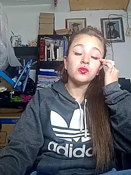 Snapshot of Tatii-Bunny chatting on 09/14/25, 04:00 Tatii-Bunny online show from 09/14/25, 04:00