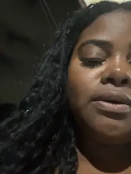 LunaSthena online show from 10/15/25, 03:50