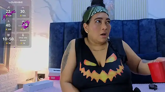 yunkeyc online show from 11/02/25, 02:36