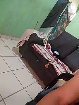 Snapshot of alonsohot1809 chatting on 11/06/25, 07:37 alonsohot1809 online show from 11/06/25, 07:37