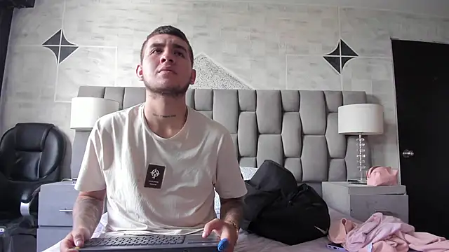 AresAndGabby online show from 09/24/25, 12:30