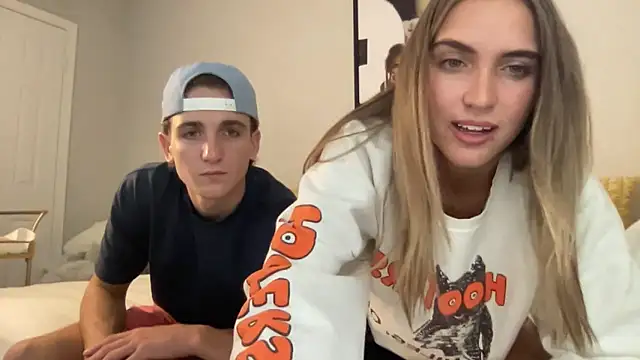 ShaniRea online show from 11/19/25, 03:17