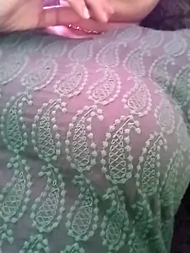 NehaQn online show from 09/17/25, 09:00