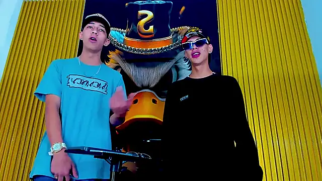 Dante Brown1  online show from 10/15/25, 08:53