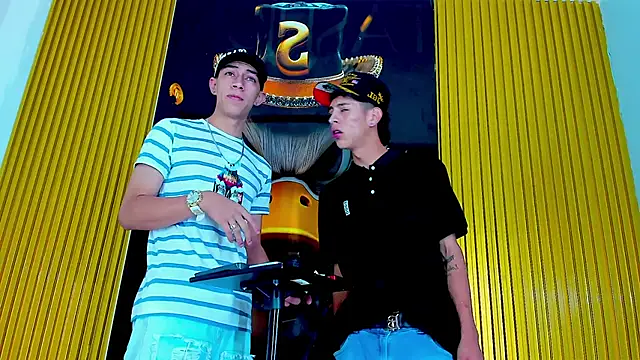 Dante Brown1  online show from 10/17/25, 08:44