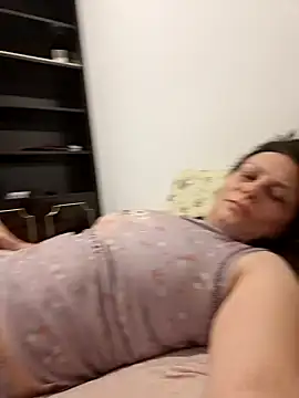 Snapshot of jessyca_ chatting on 10/21/25, 08:20 jessyca online show from 10/21/25, 08:20