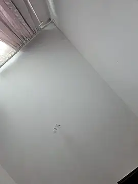 Snapshot of jessyca_ chatting on 10/26/25, 08:42 jessyca online show from 10/26/25, 08:42