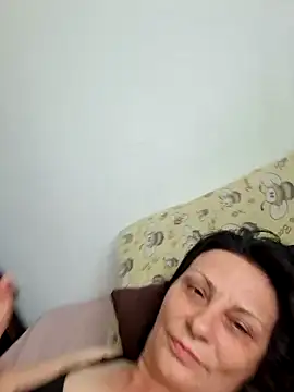 Snapshot of jessyca_ chatting on 10/27/25, 08:51 jessyca online show from 10/27/25, 08:51