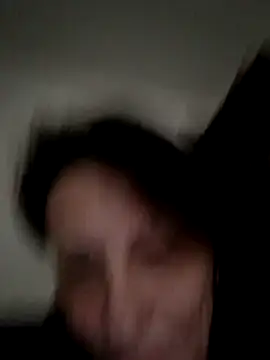 Snapshot of jessyca_ chatting on 11/04/25, 01:43 jessyca online show from 11/04/25, 01:43