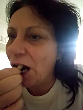 Snapshot of jessyca_ chatting on 11/19/25, 09:20 jessyca online show from 11/19/25, 09:20