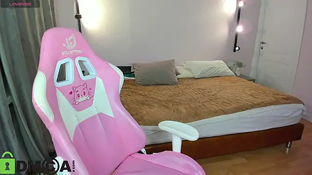 Belle Wa1ker online show from 11/10/25, 01:26