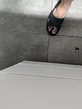 Yazaza1999 online show from 10/19/25, 08:09