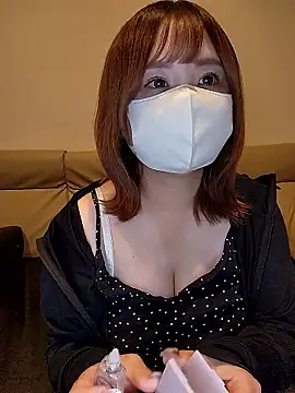 Snapshot of --MIYUKI chatting on 10/10/25, 10:58 --MIYUKI online show from 10/10/25, 10:58