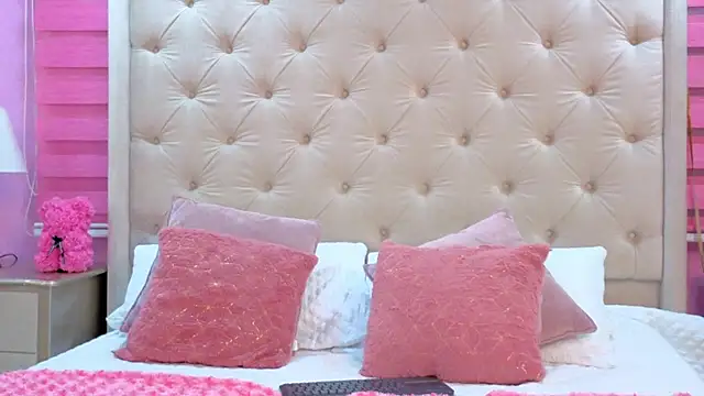 cherry canndy  online show from 11/07/25, 11:10