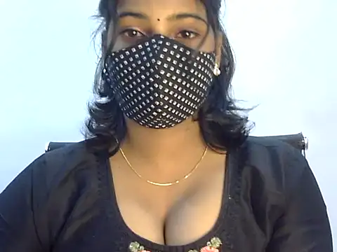 Hott Noor online show from 11/02/25, 07:16