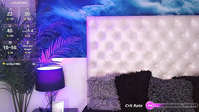 Valeria Swett  online show from 11/14/25, 09:02