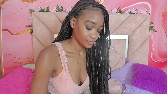 Taylor oriana  online show from 10/22/25, 11:10