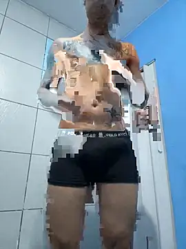 Snapshot of condenovin chatting on 09/16/25, 01:28 condenovin online show from 09/16/25, 01:28