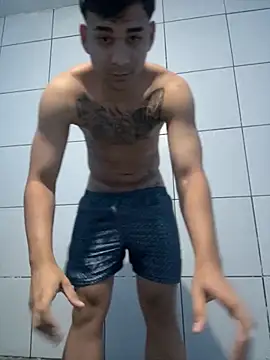 Snapshot of condenovin chatting on 09/30/25, 12:26 condenovin online show from 09/30/25, 12:26