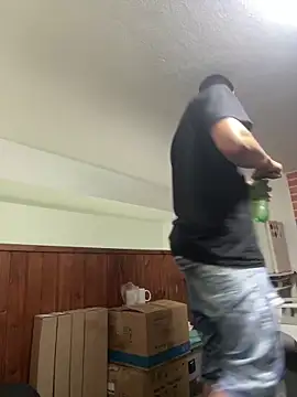 Snapshot of condenovin chatting on 10/03/25, 06:27 condenovin online show from 10/03/25, 06:27