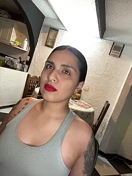 alix beltran online show from 09/26/25, 01:42