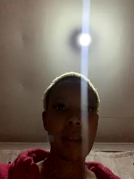 Snapshot of Pretty_Beauty chatting on 10/08/25, 07:11 Pretty Beauty online show from 10/08/25, 07:11