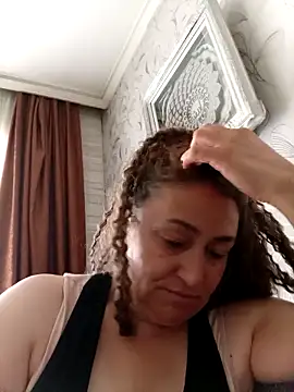 Snapshot of _ateslisinirsiz_ chatting on 09/26/25, 12:42 ateslisinirsiz online show from 09/26/25, 12:42