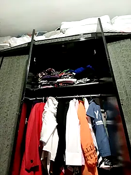 Snapshot of _ateslisinirsiz_ chatting on 09/30/25, 11:43 ateslisinirsiz online show from 09/30/25, 11:43