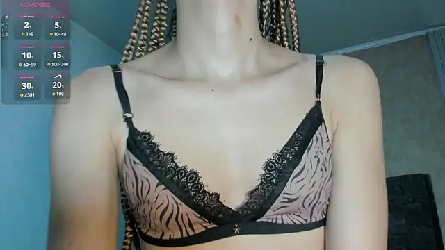 V suckscock online show from 11/21/25, 09:13