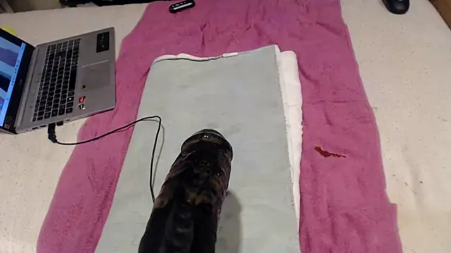 BiglovelyXXL online show from 11/19/25, 10:10