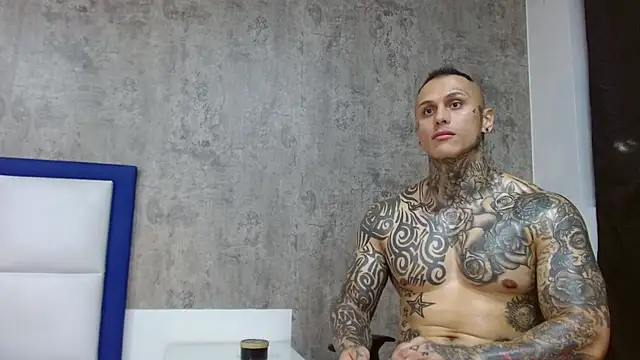 aaron flex online show from 09/08/25, 10:53
