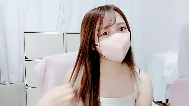 Snapshot of Hanachan_Gcup_ chatting on 09/29/25, 09:14 Hanachan Gcup online show from 09/29/25, 09:14