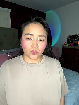 Snapshot of MyHoneyFrida chatting on 09/18/25, 02:35 MyHoneyFrida online show from 09/18/25, 02:35